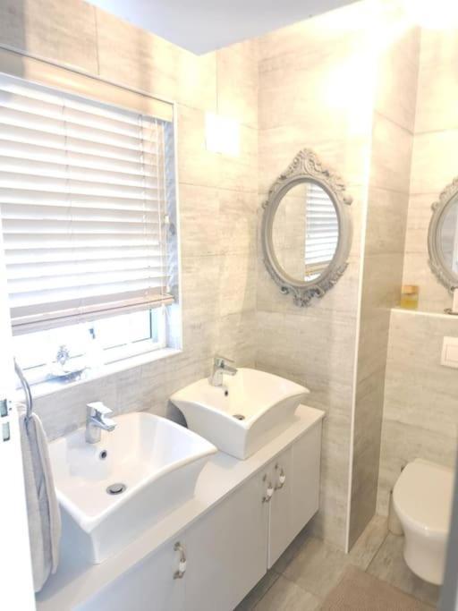 Cape Town, Sea Point, Beautiful 2 Bedroom Apartment @Tucked Away 외부 사진